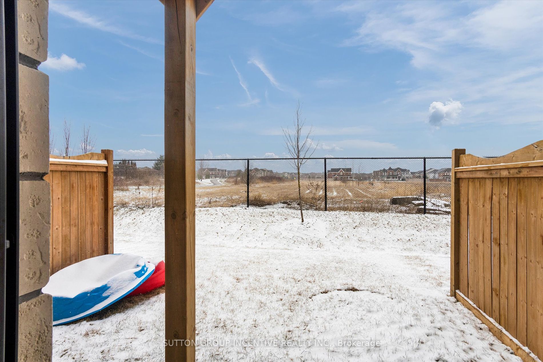 25 Lake Trail Way