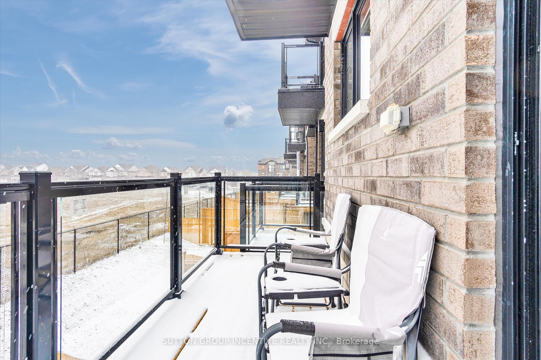 25 Lake Trail Way