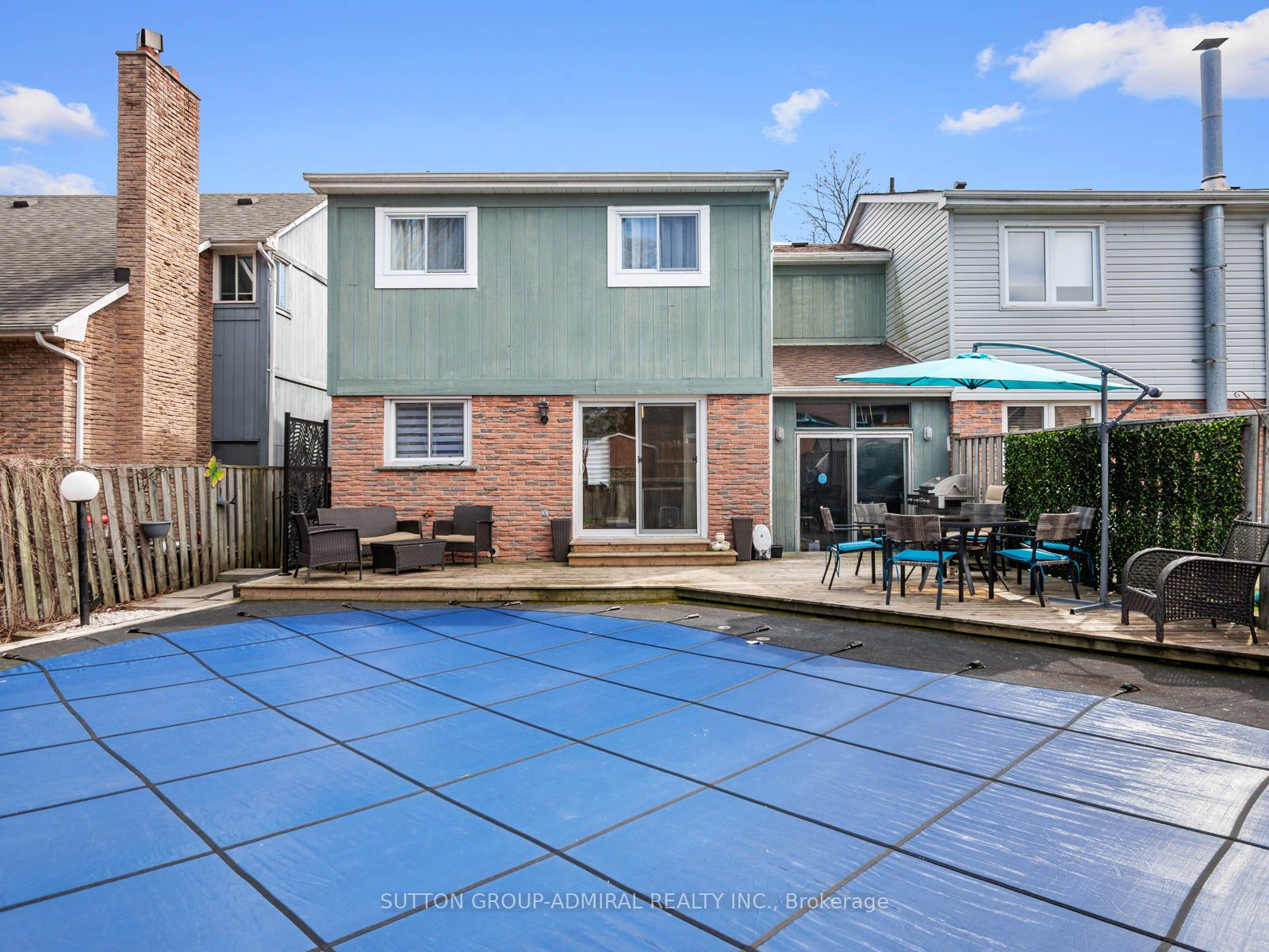 1934 Malden Cres