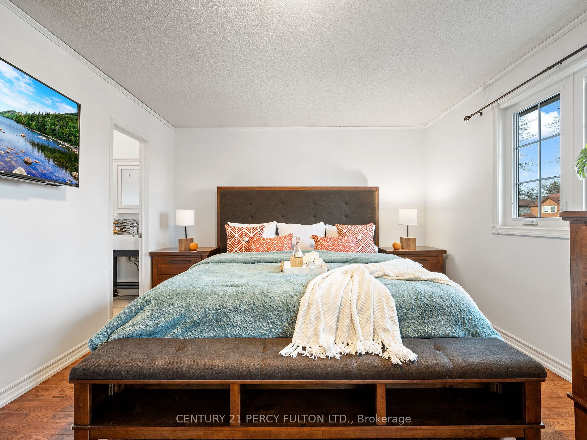 1209 Cedarcroft Cres