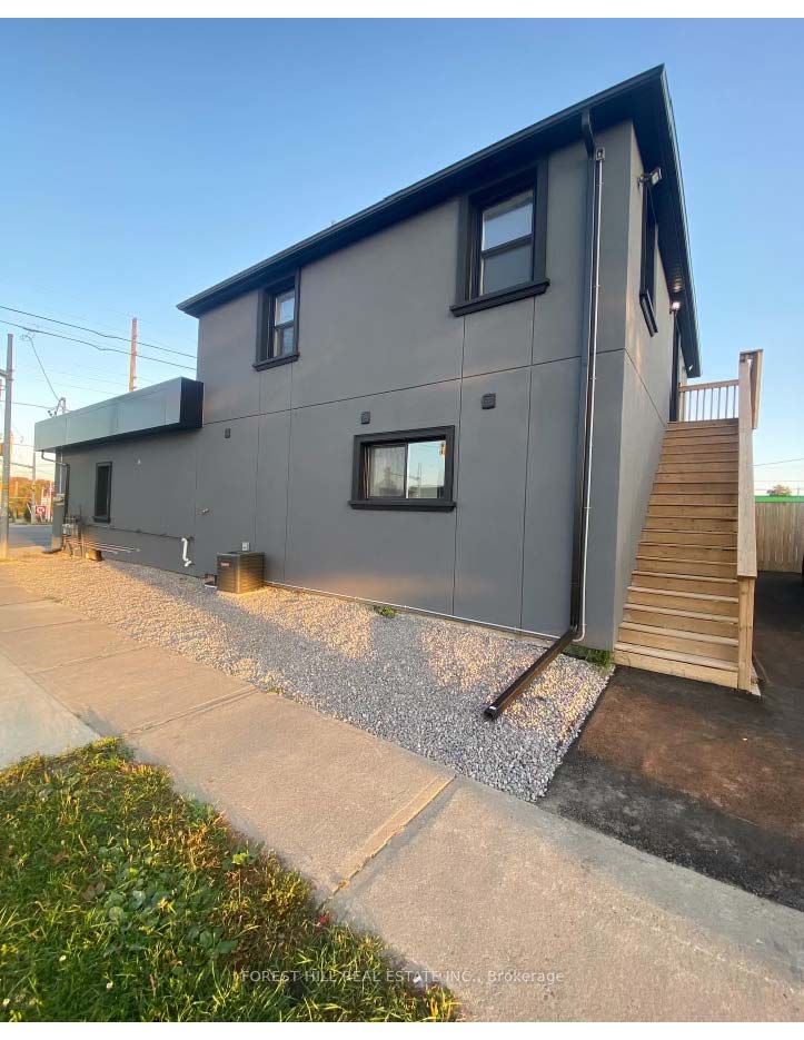 514 Ritson Rd S, #Ground