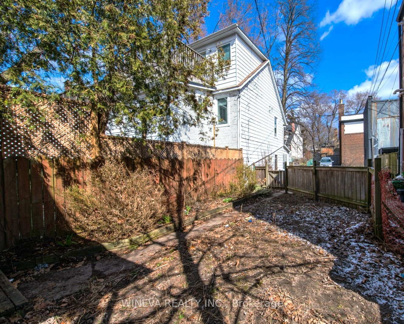 106 Willow Ave