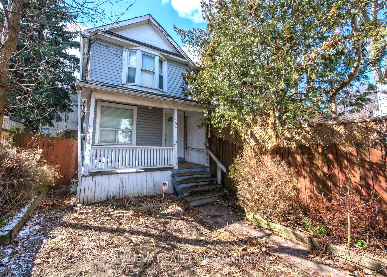 106 Willow Ave