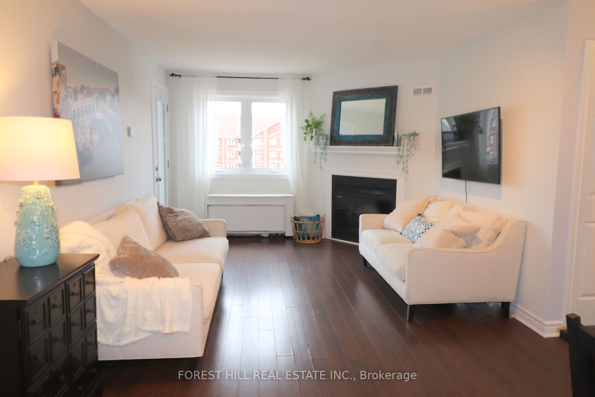 191 Lake Driveway W, #409