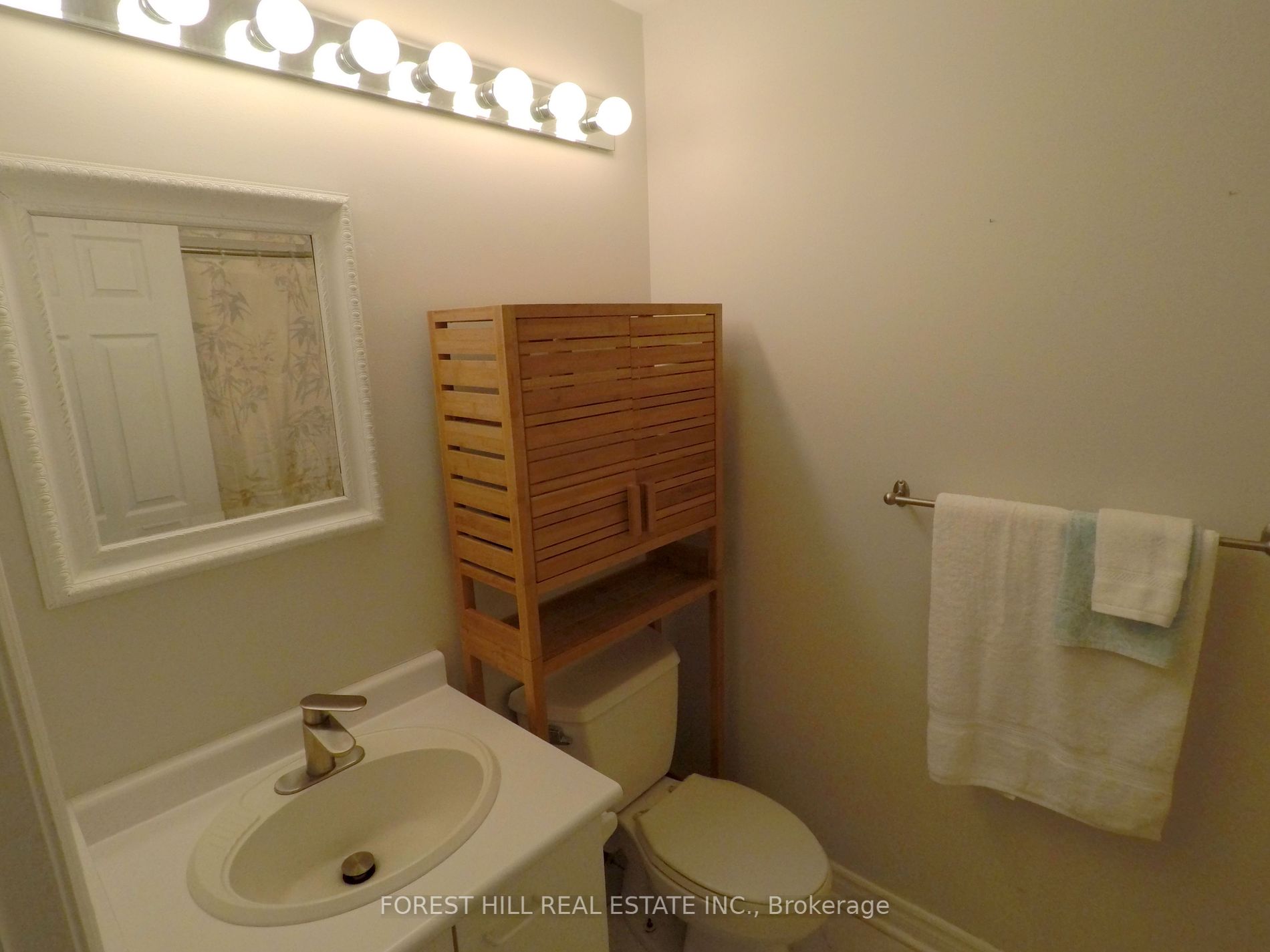 191 Lake Driveway W, #409