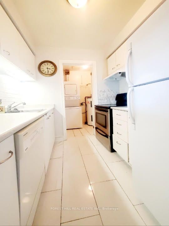 191 Lake Driveway W, #409