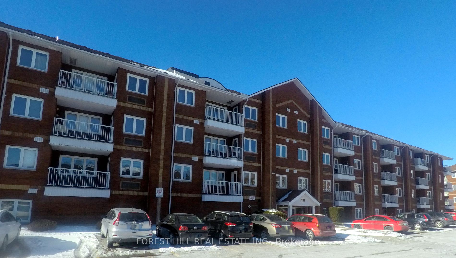191 Lake Driveway W, #409