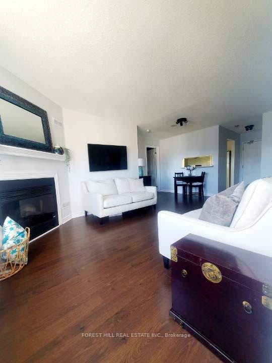 191 Lake Driveway W, #409