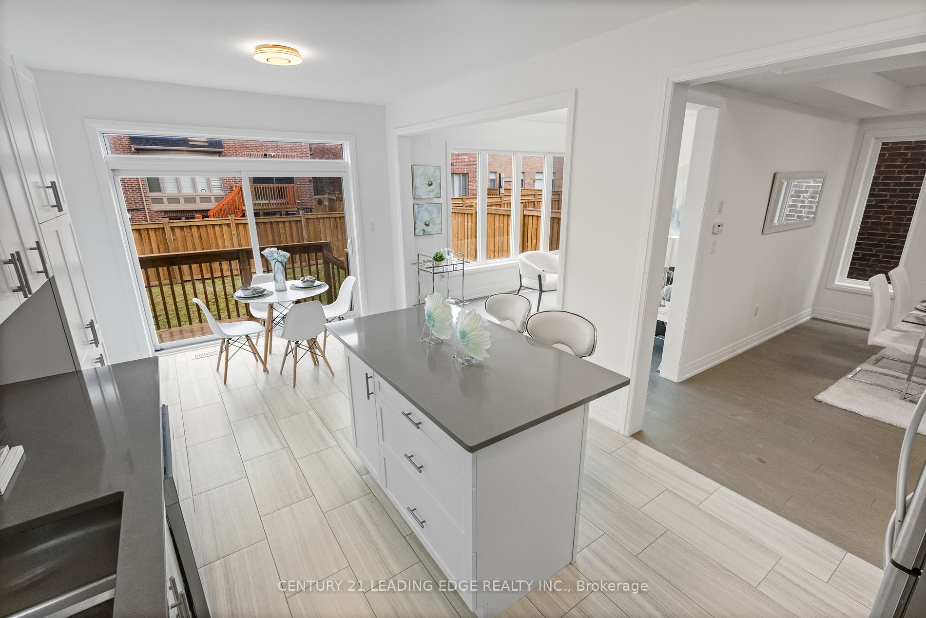21 Blenheim Circ
