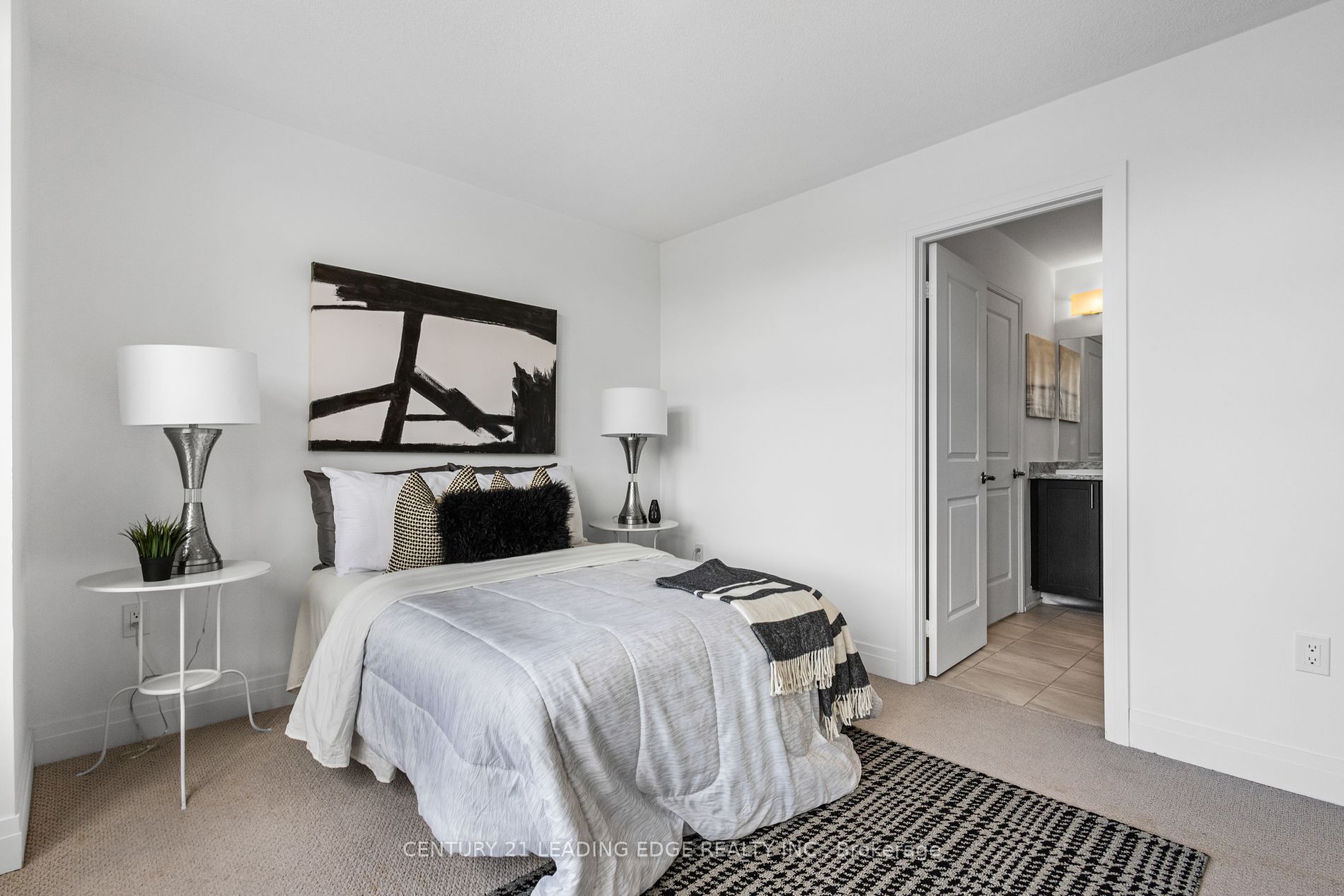 21 Blenheim Circ