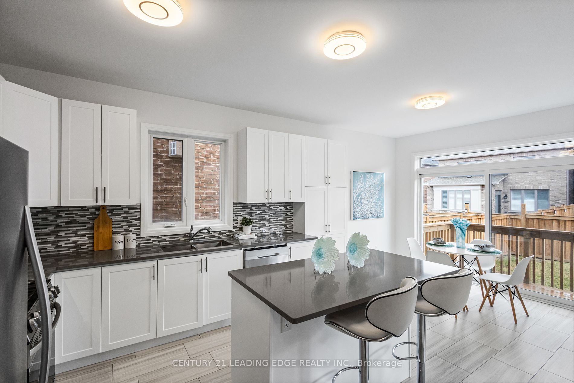 21 Blenheim Circ