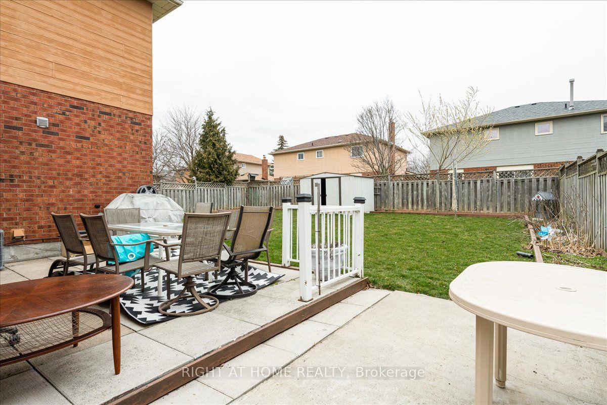 141 Melissa Cres