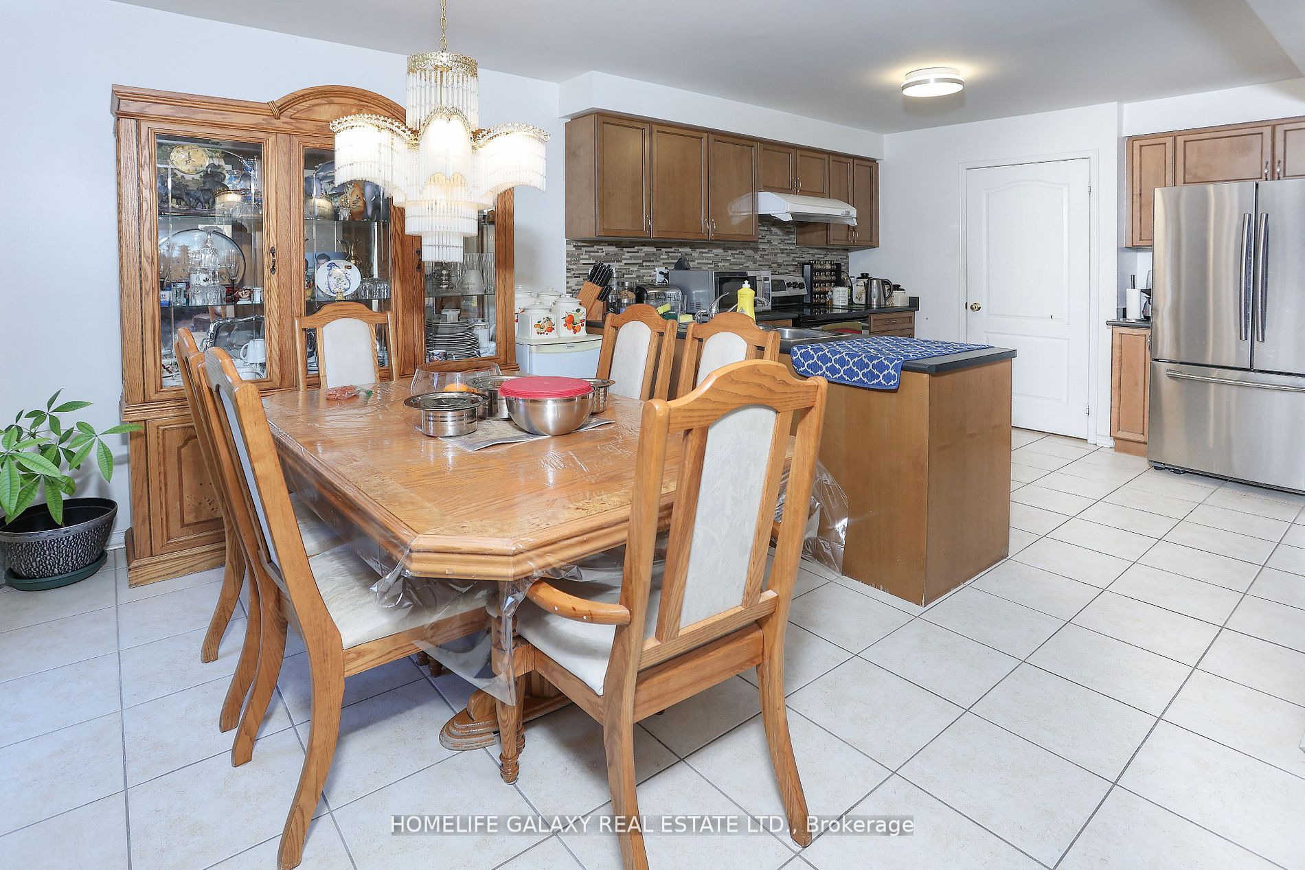 41 Atherton Ave
