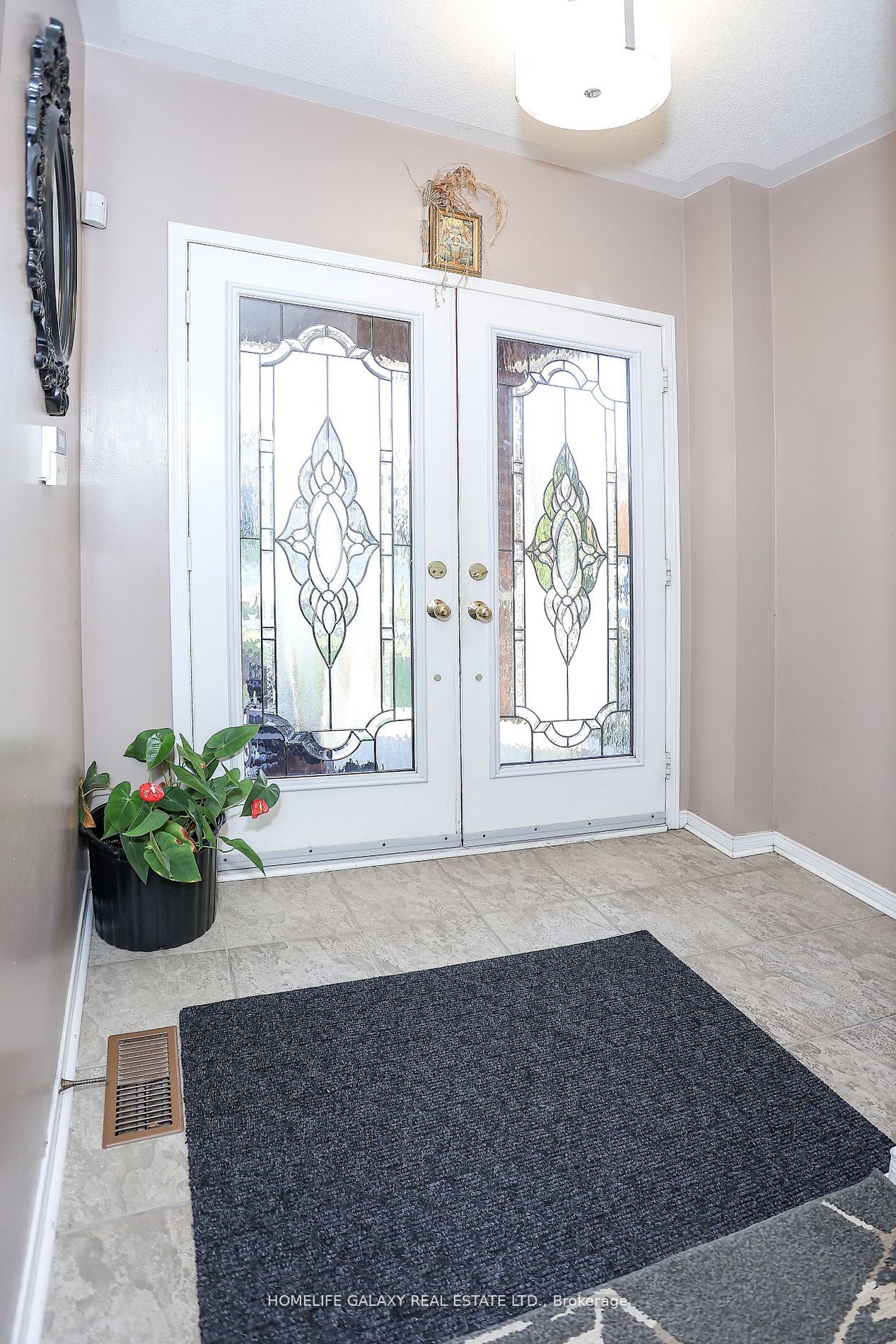 41 Atherton Ave