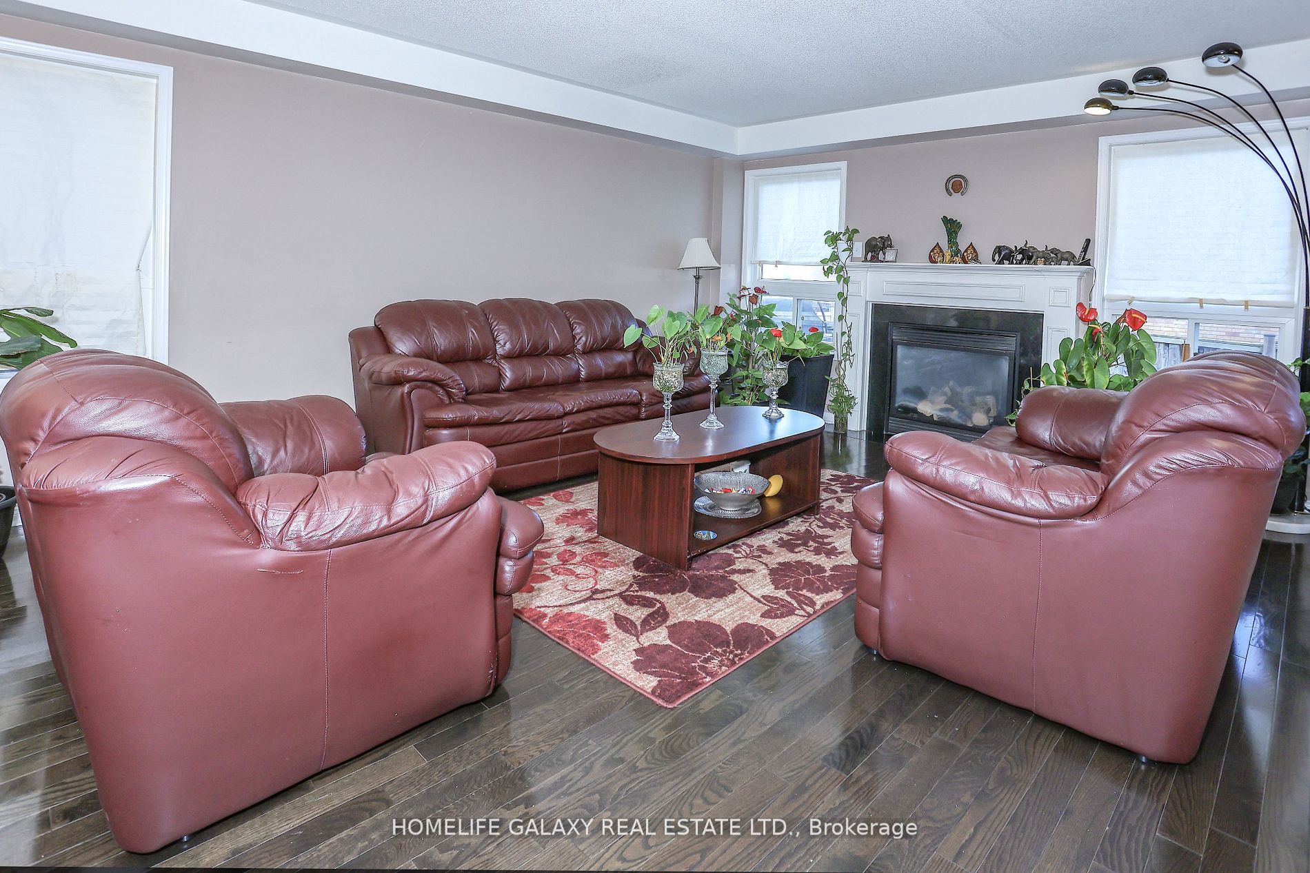 41 Atherton Ave