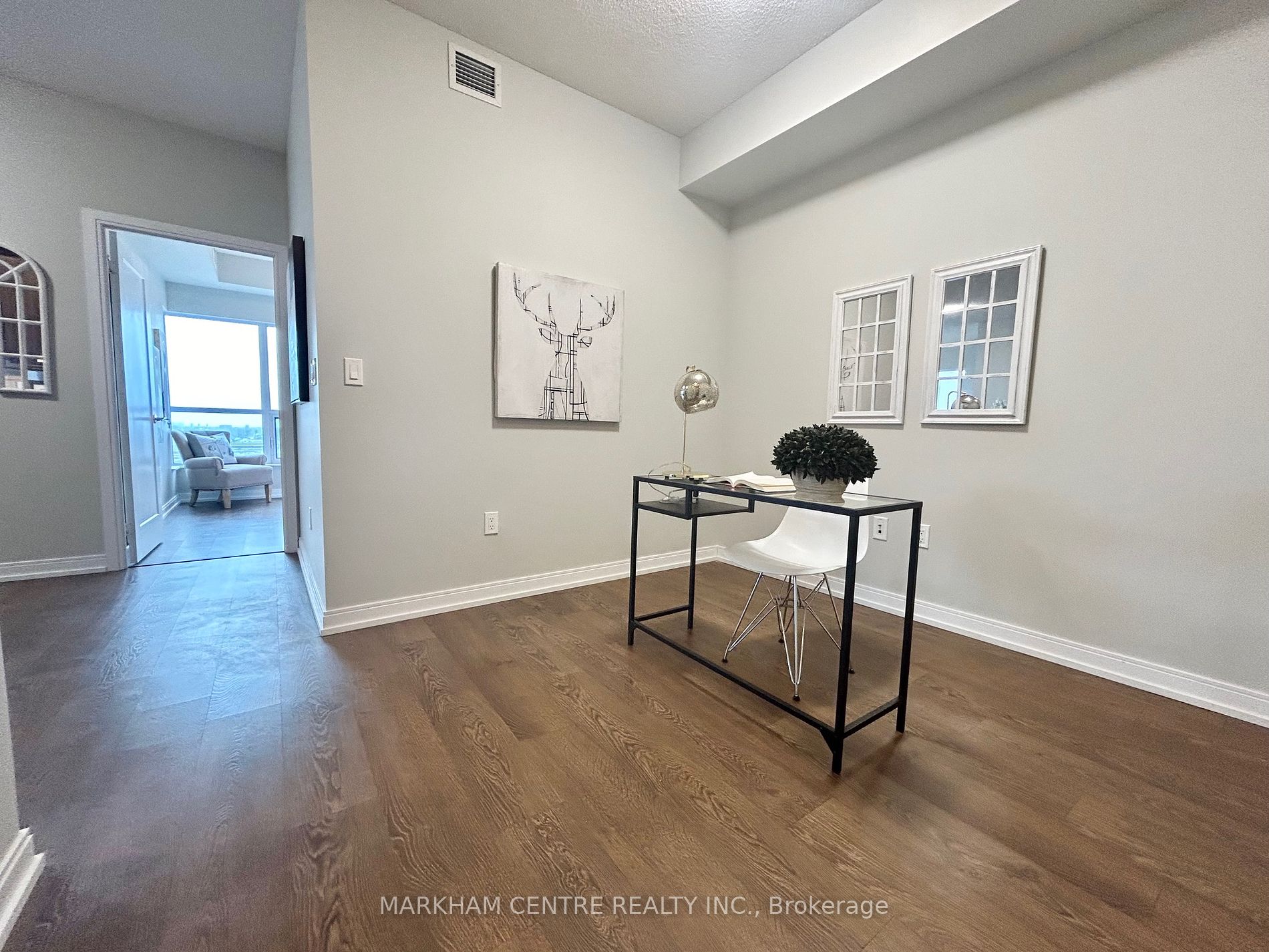 275 Village Green Sq, #2916