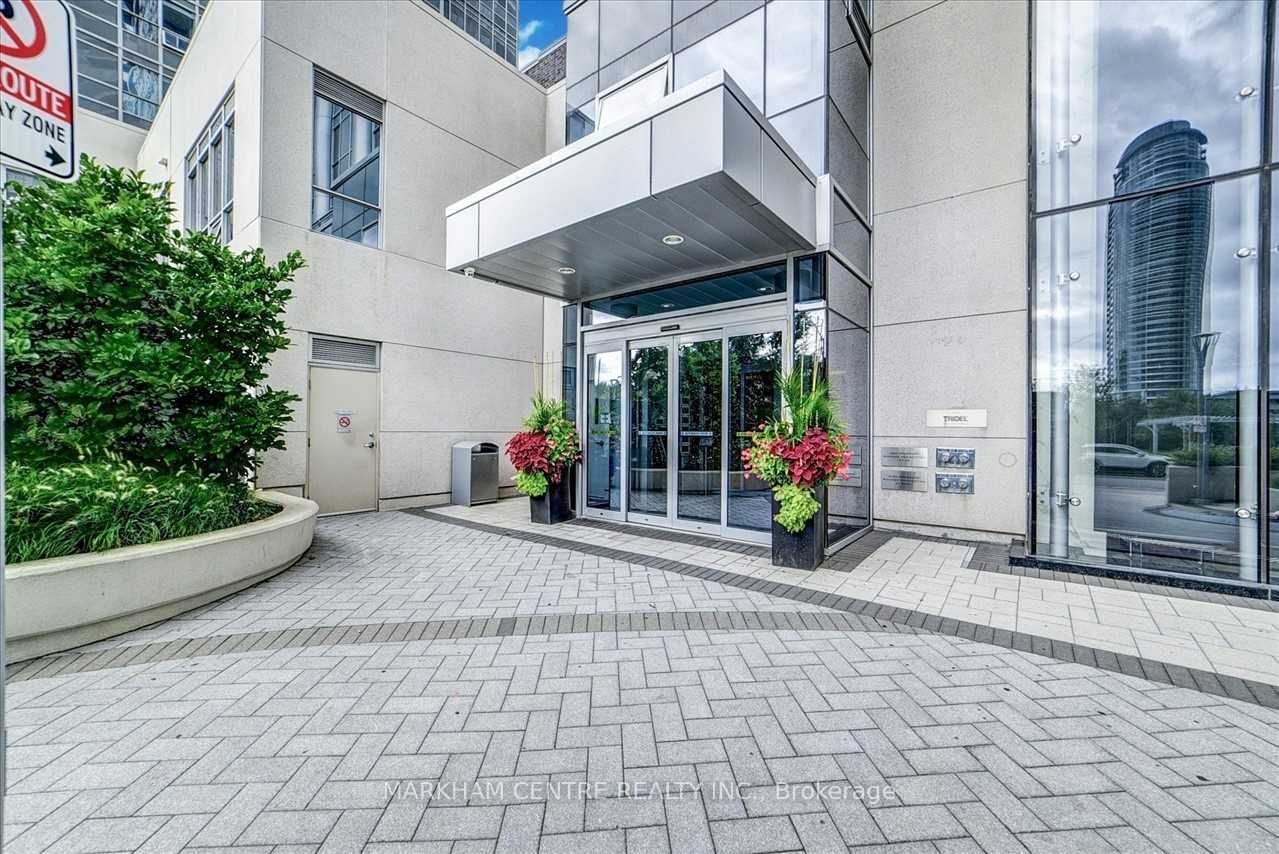 275 Village Green Sq, #2916