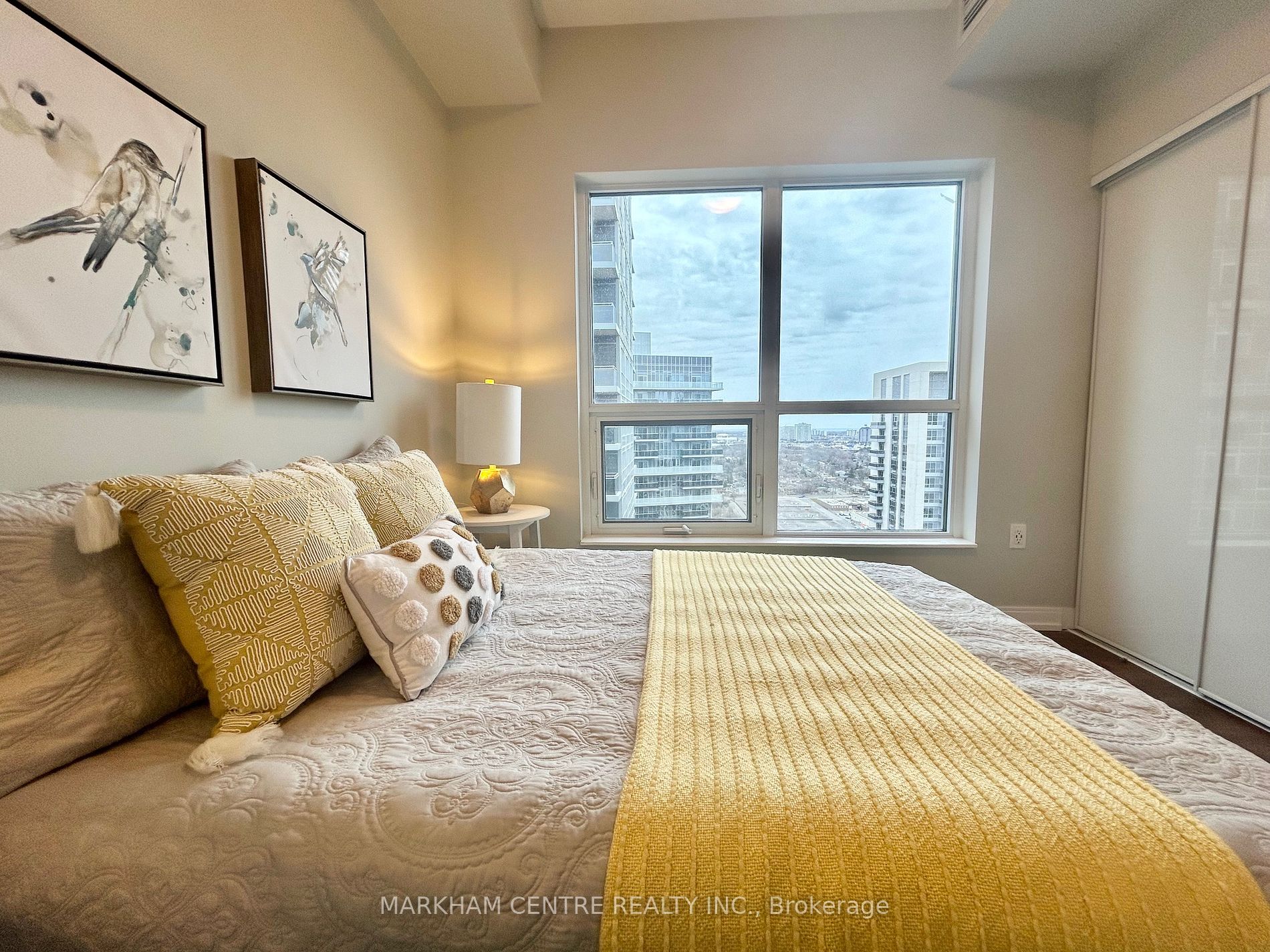 275 Village Green Sq, #2916