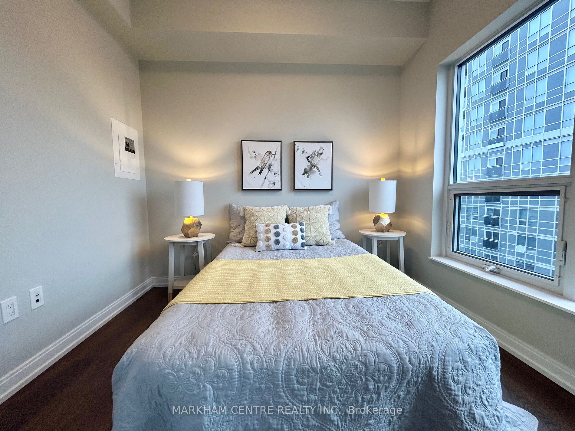 275 Village Green Sq, #2916