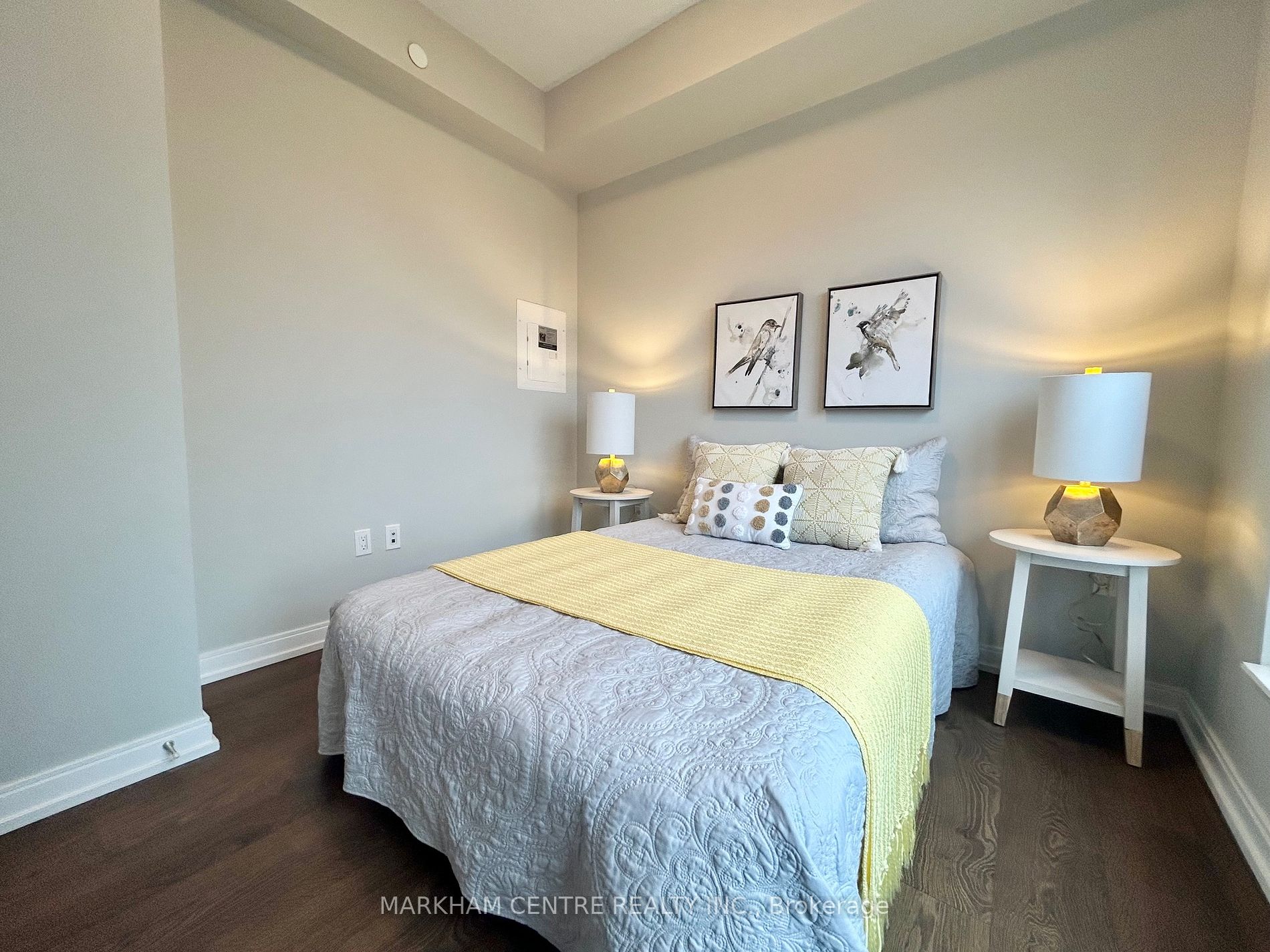 275 Village Green Sq, #2916