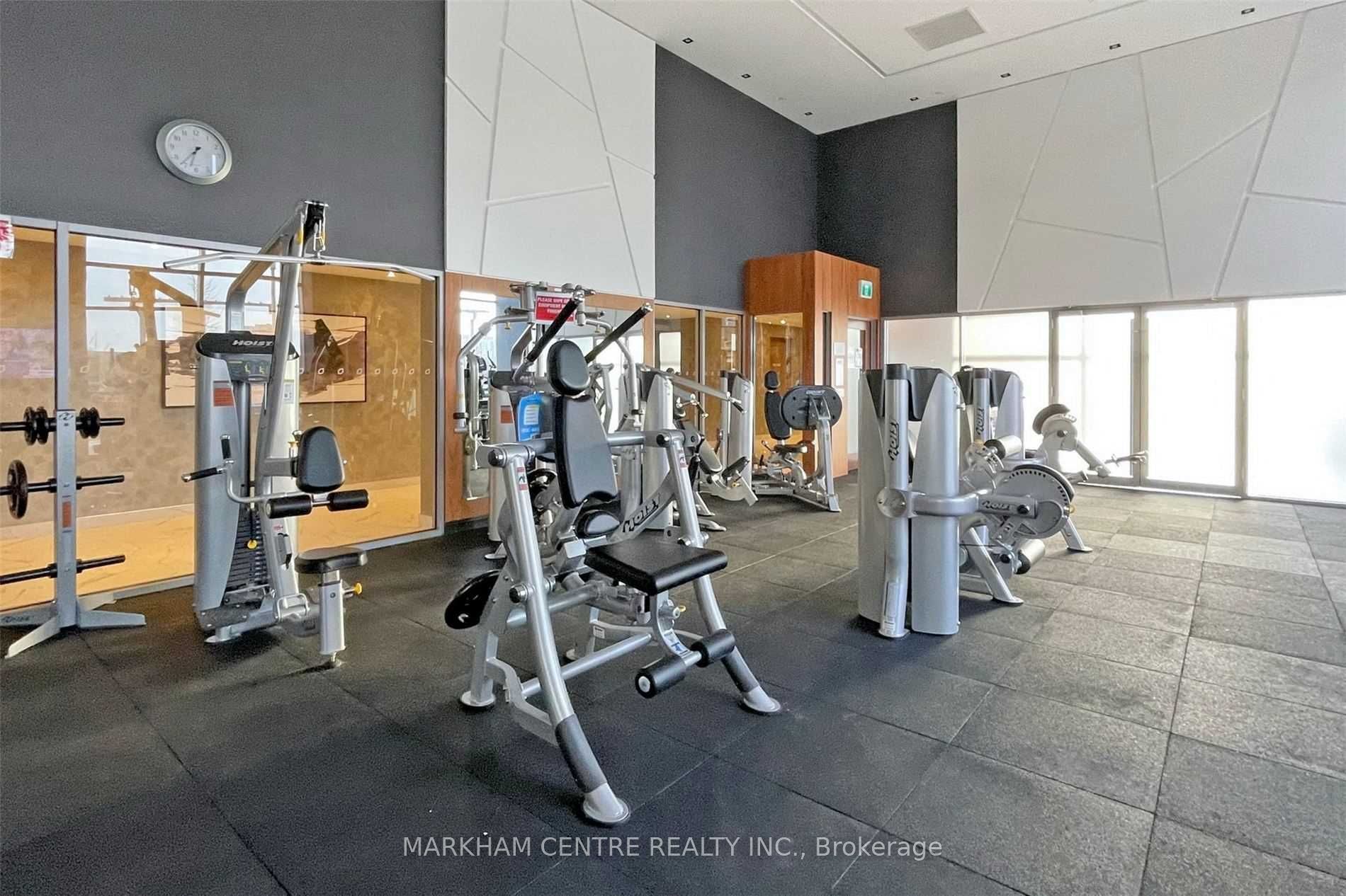 275 Village Green Sq, #2916