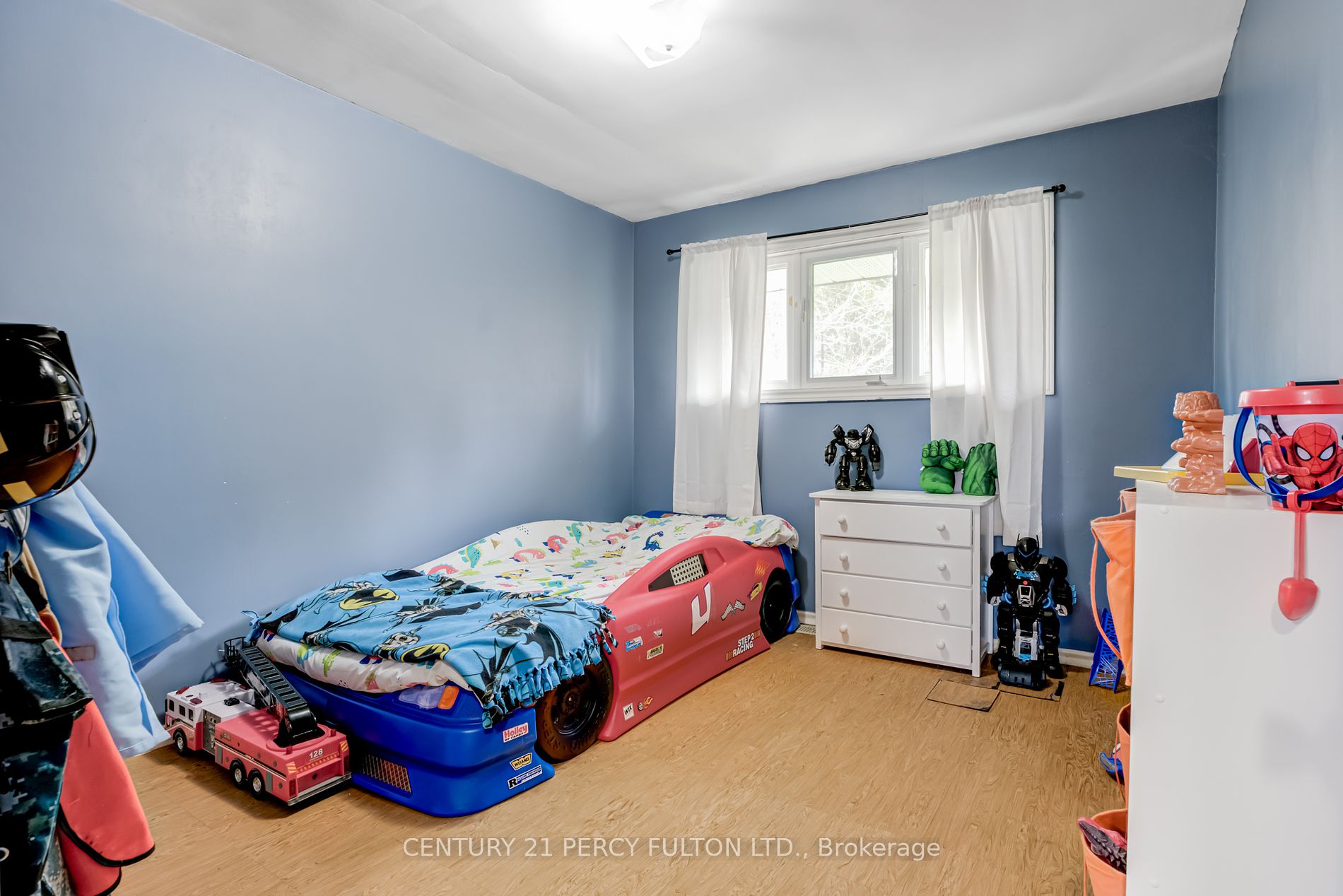 3515 Simcoe St N