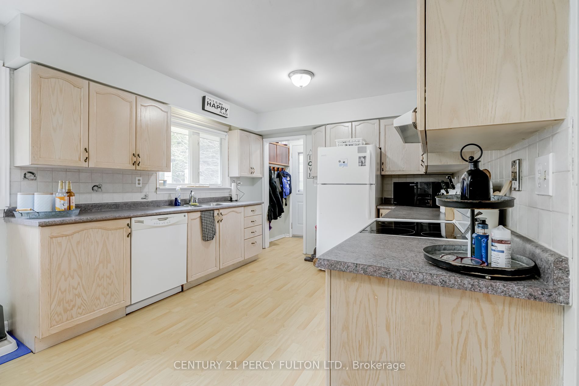 3515 Simcoe St N
