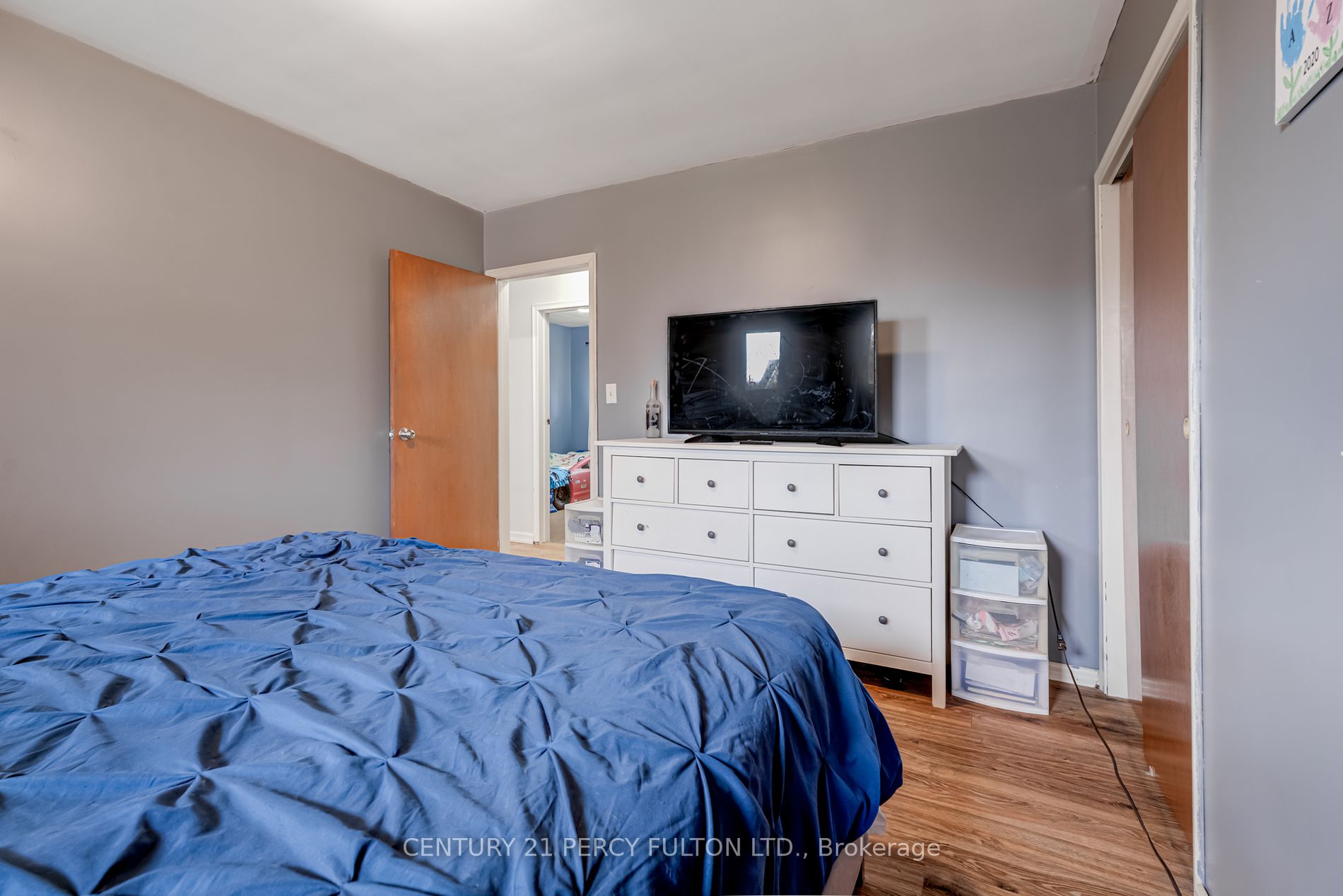 3515 Simcoe St N