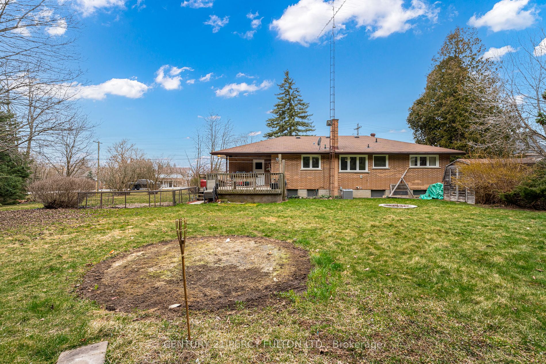 3515 Simcoe St N