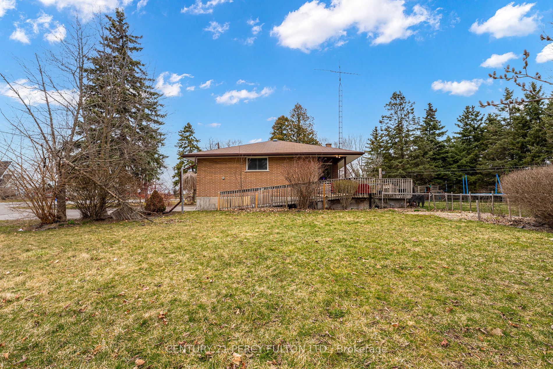 3515 Simcoe St N