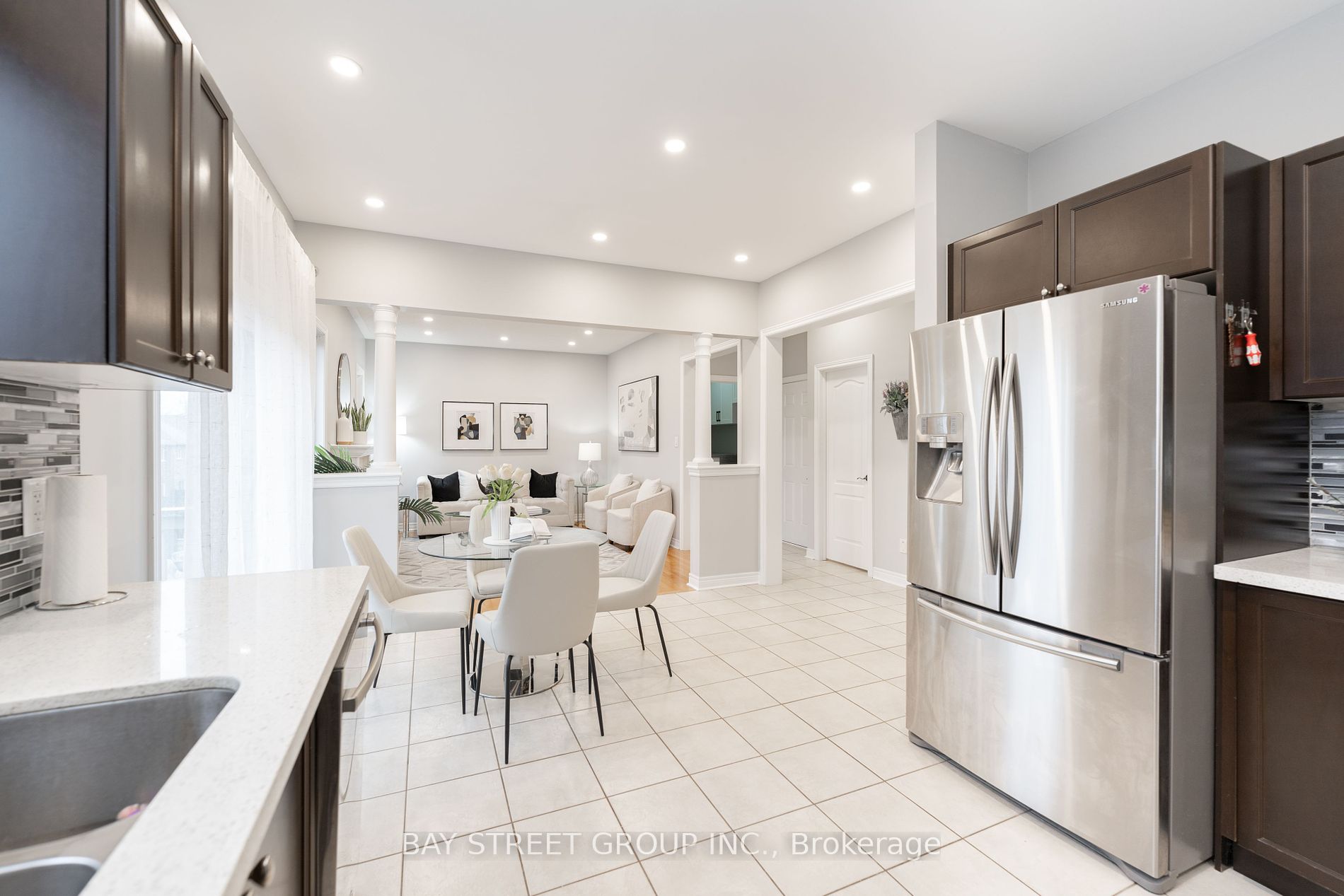 11 Luce Dr