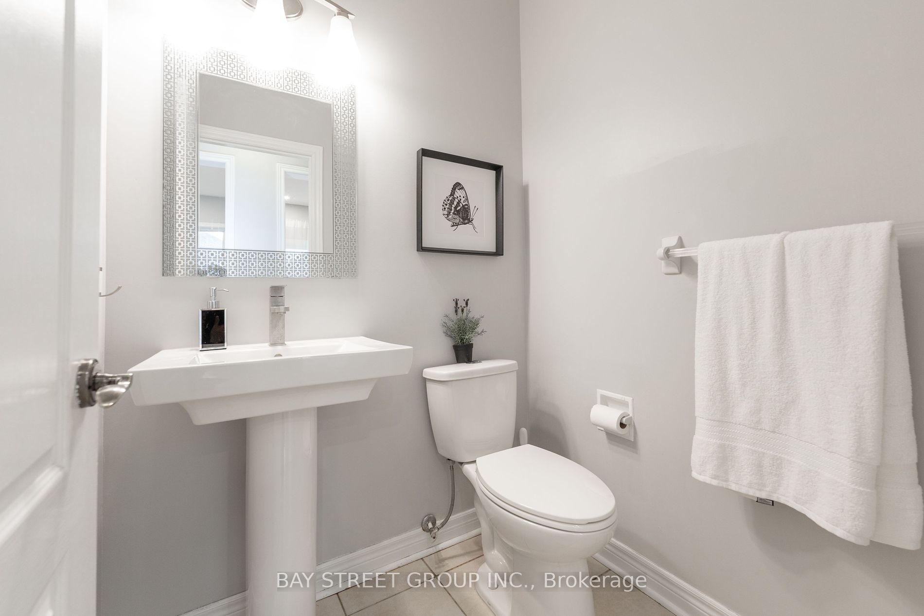 11 Luce Dr