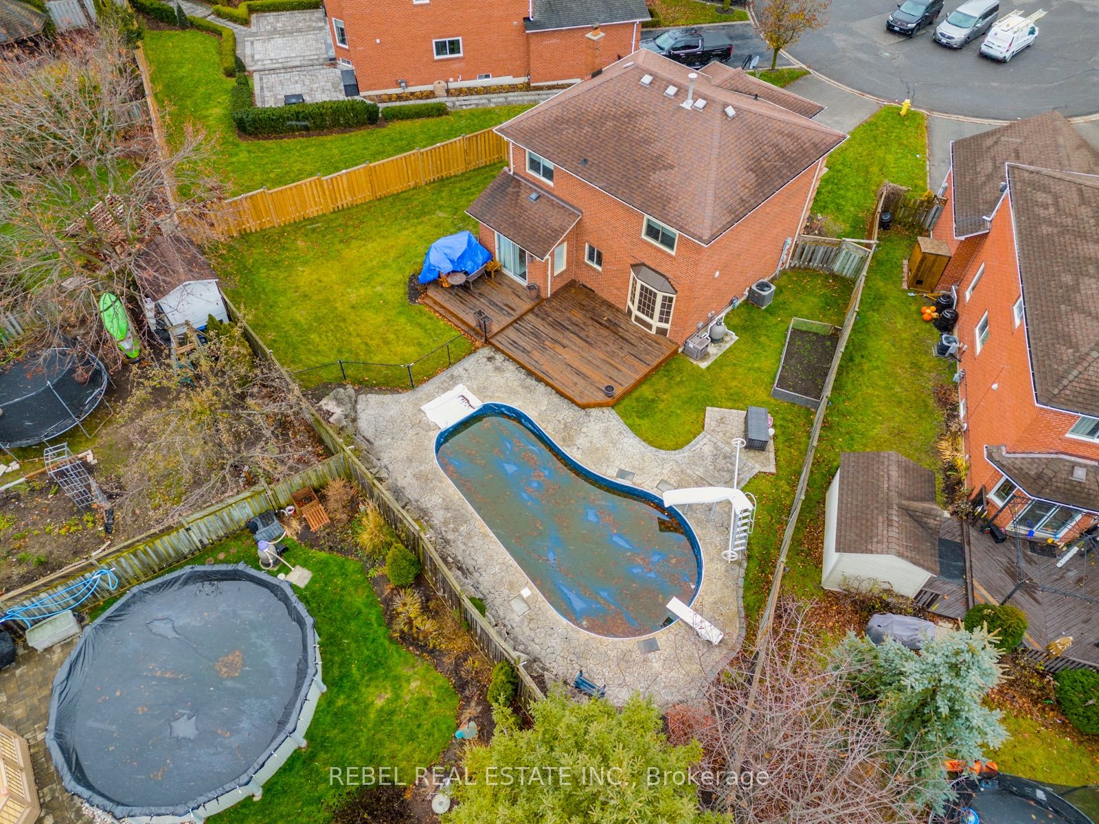 12 Croft Crt