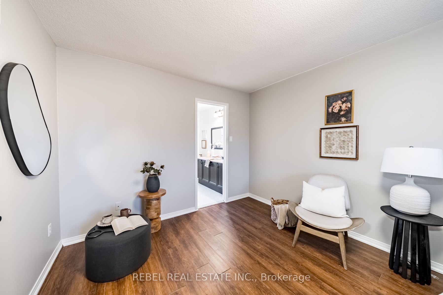 12 Croft Crt