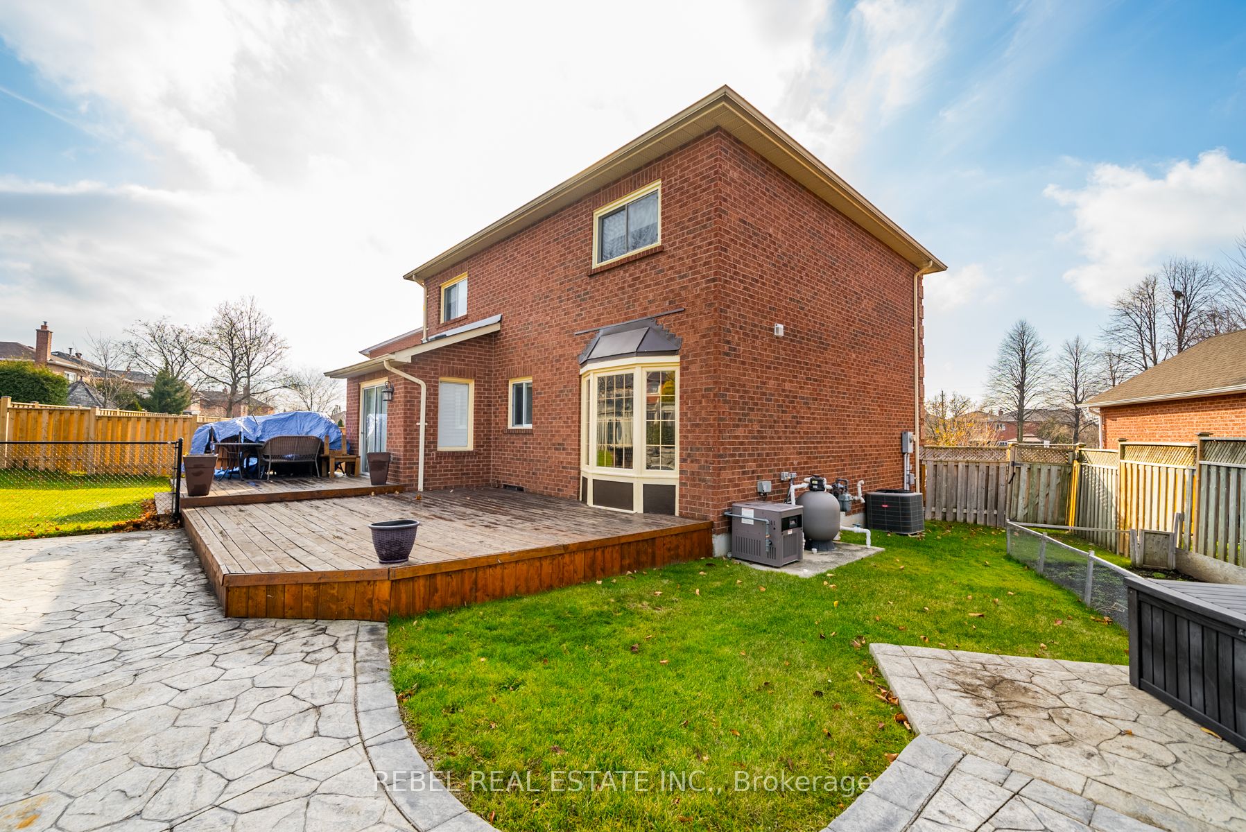 12 Croft Crt