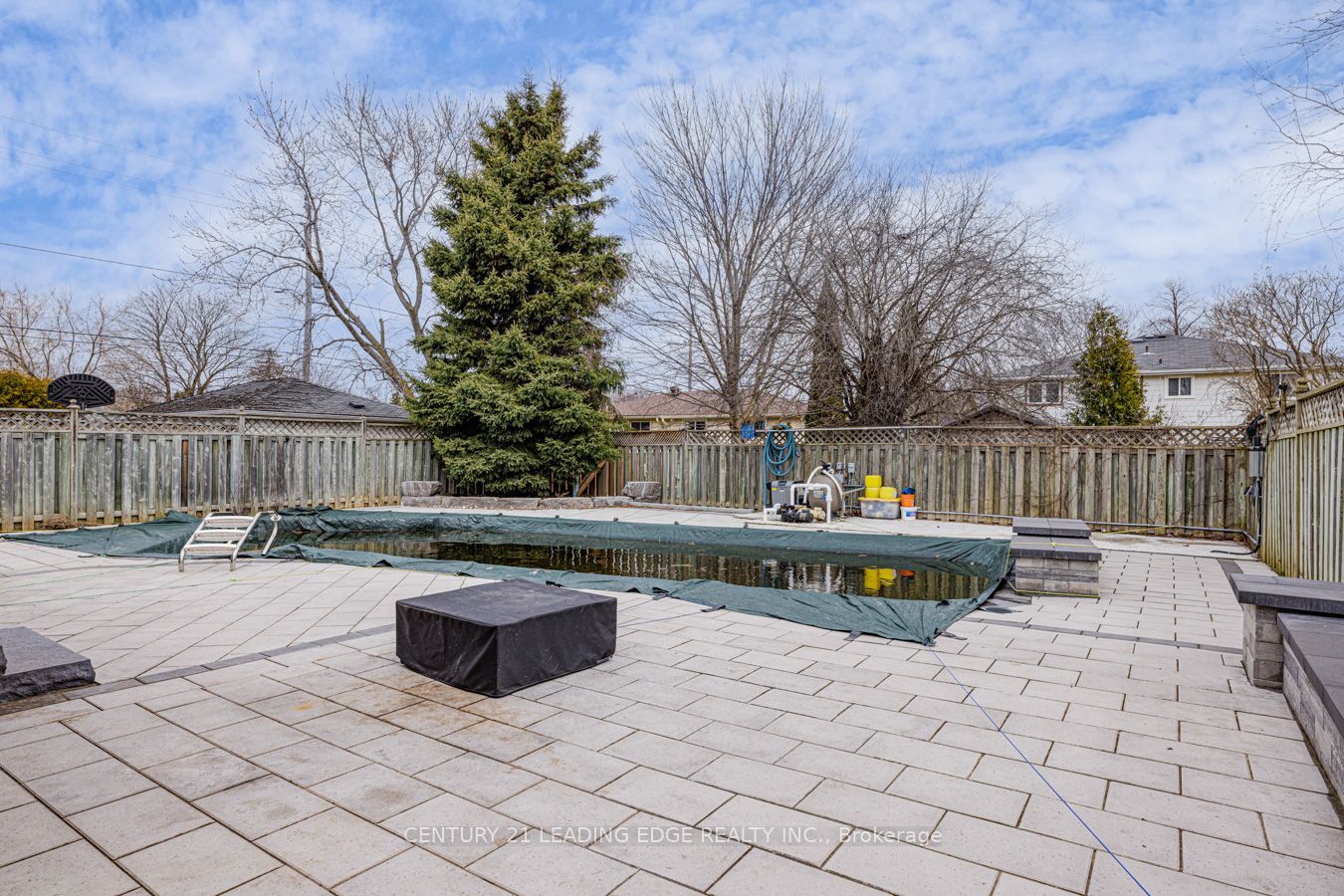 265 Surrey Dr