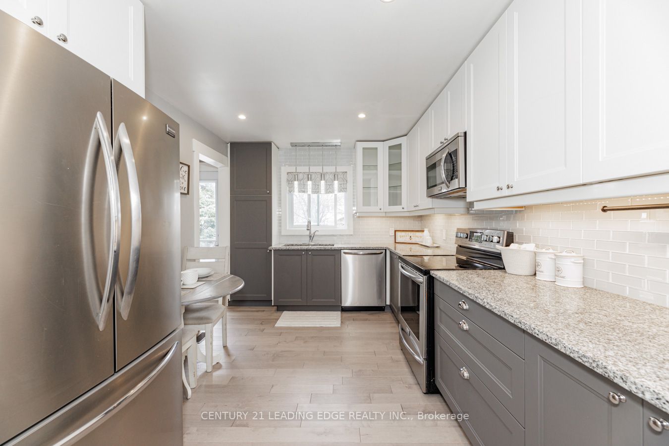 265 Surrey Dr
