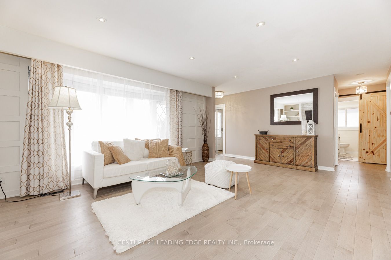 265 Surrey Dr