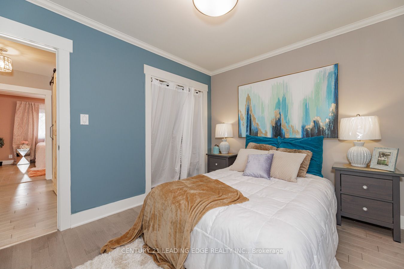 265 Surrey Dr