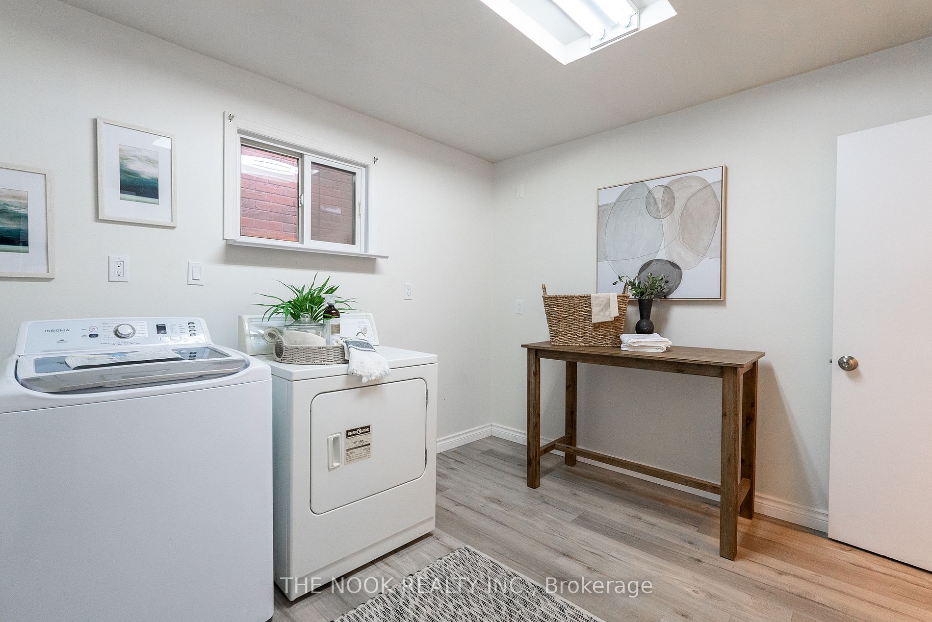 42 Glanville Cres
