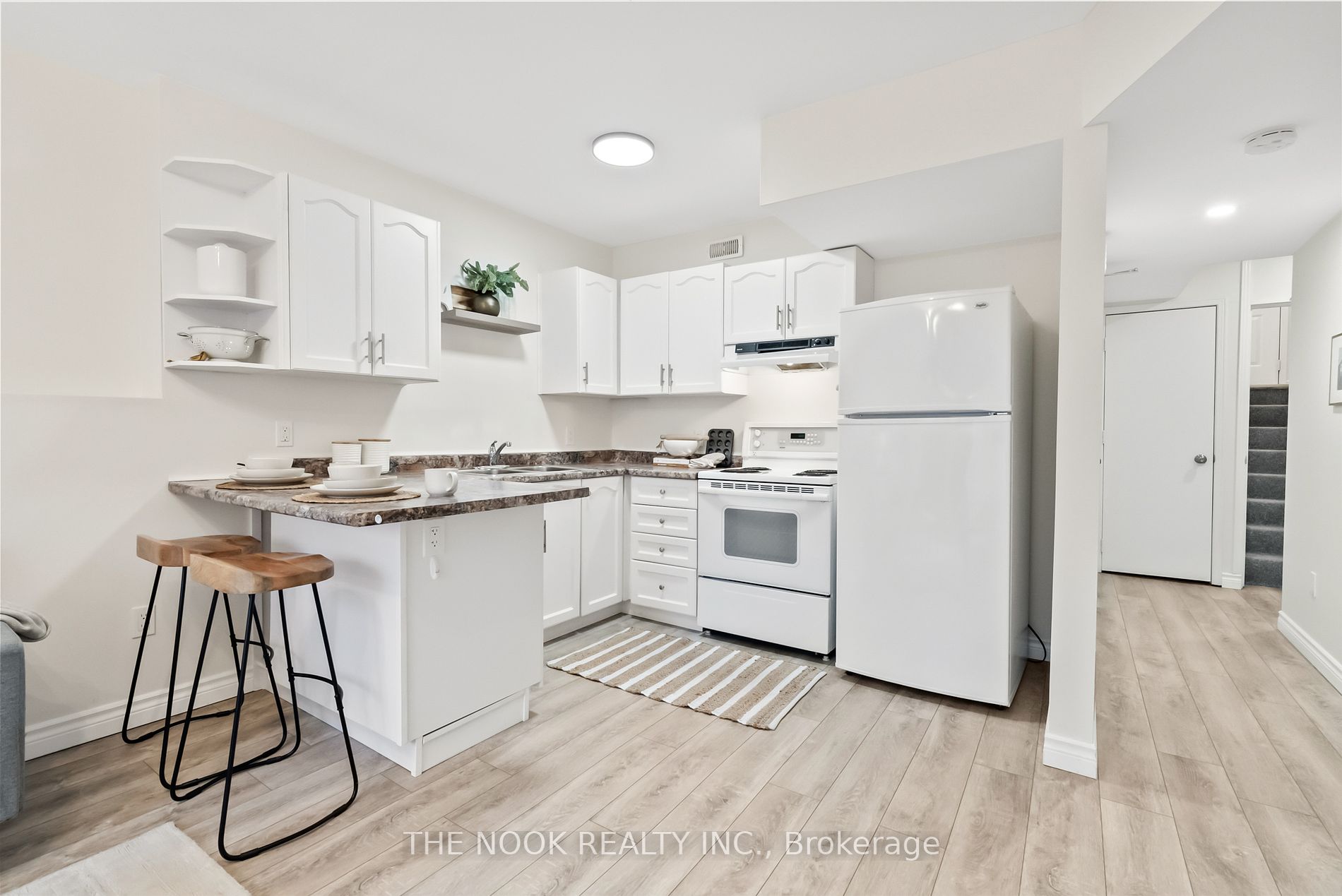 42 Glanville Cres