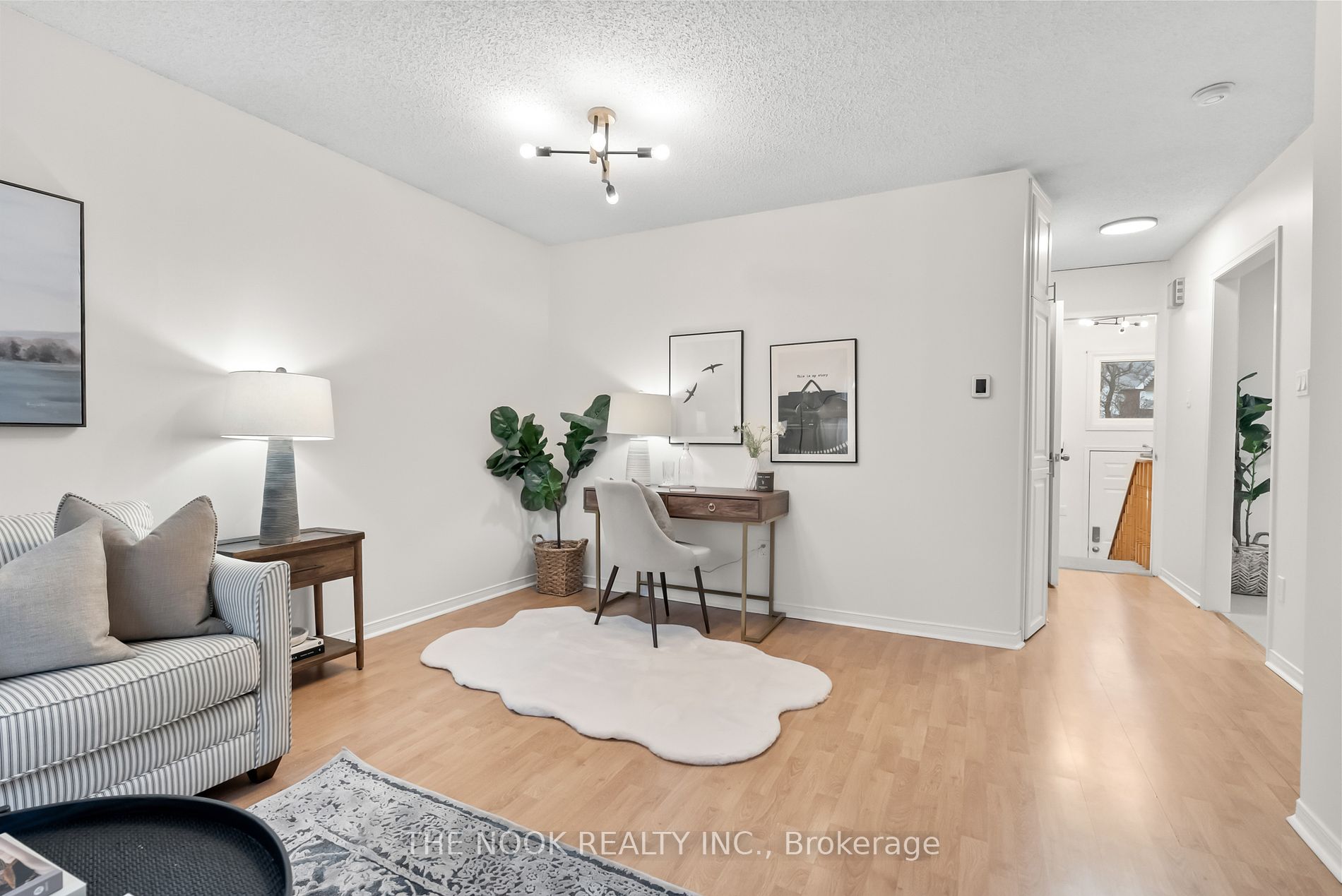42 Glanville Cres