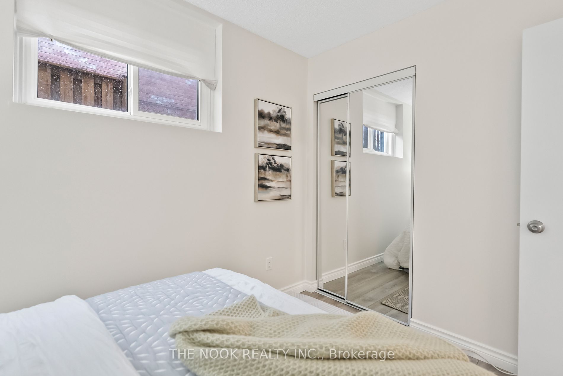 42 Glanville Cres