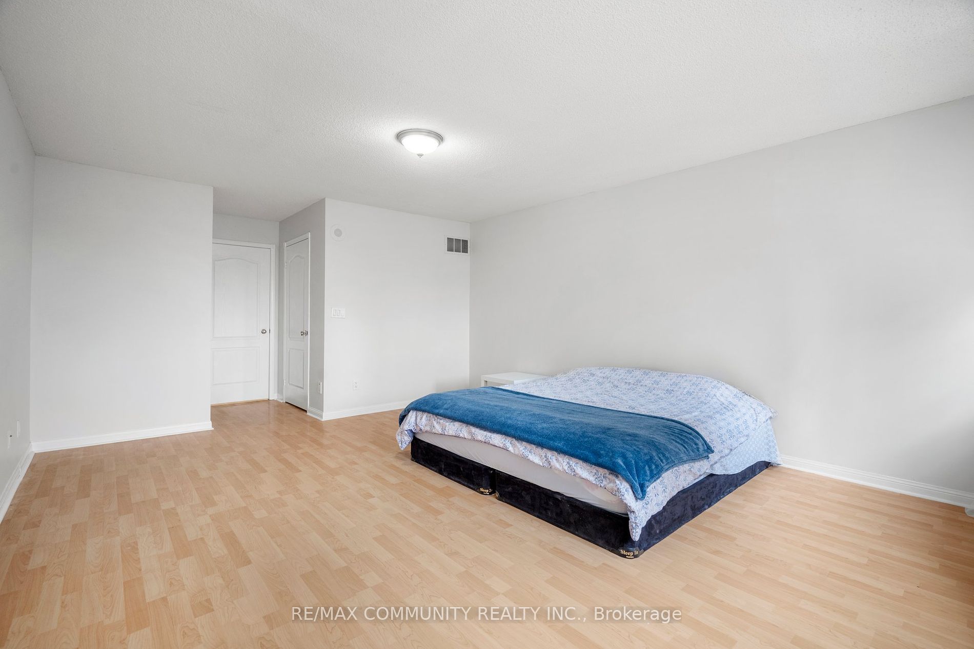 1881 Mcnicoll Avenue, #515