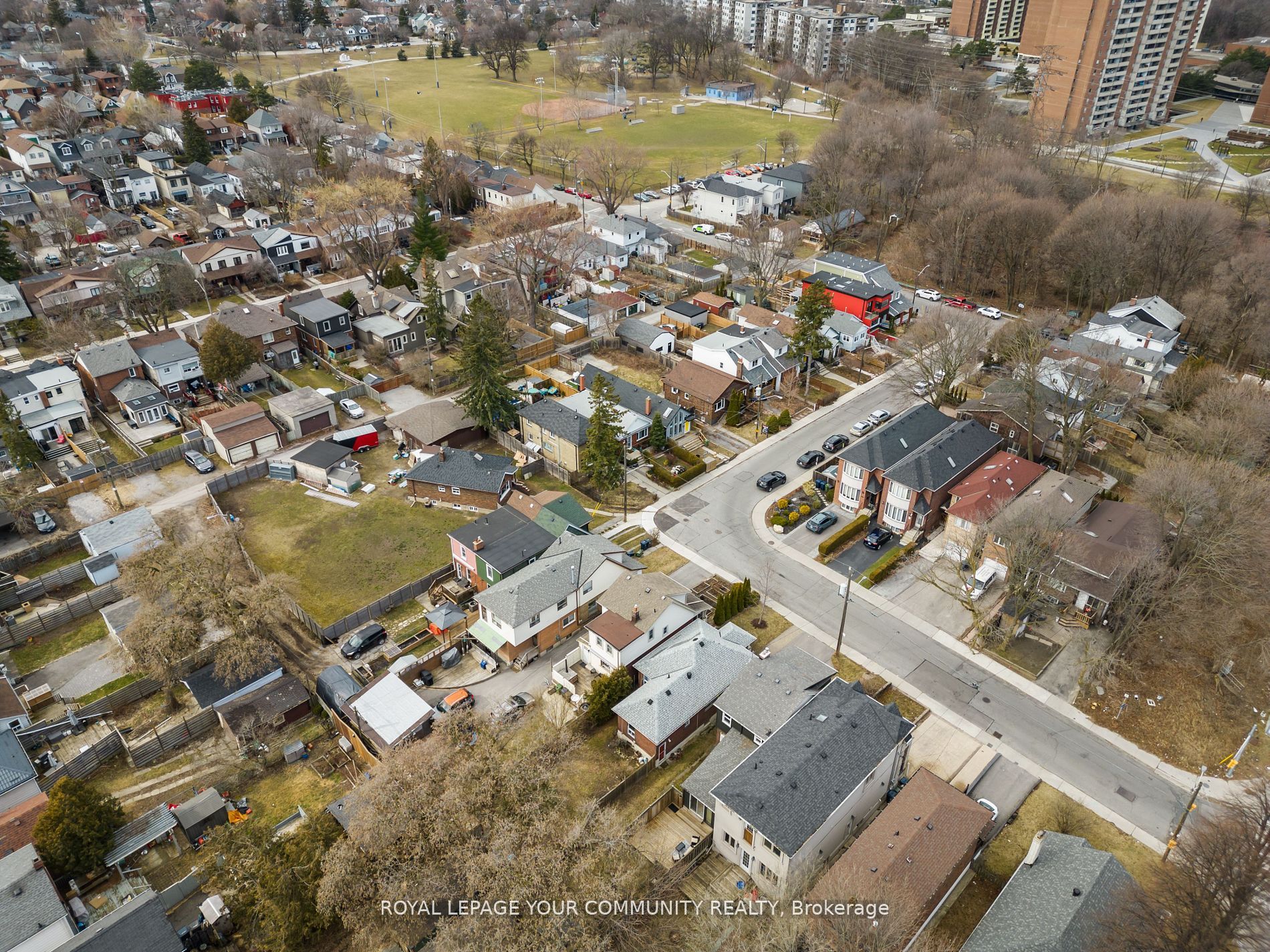11 Denton Ave