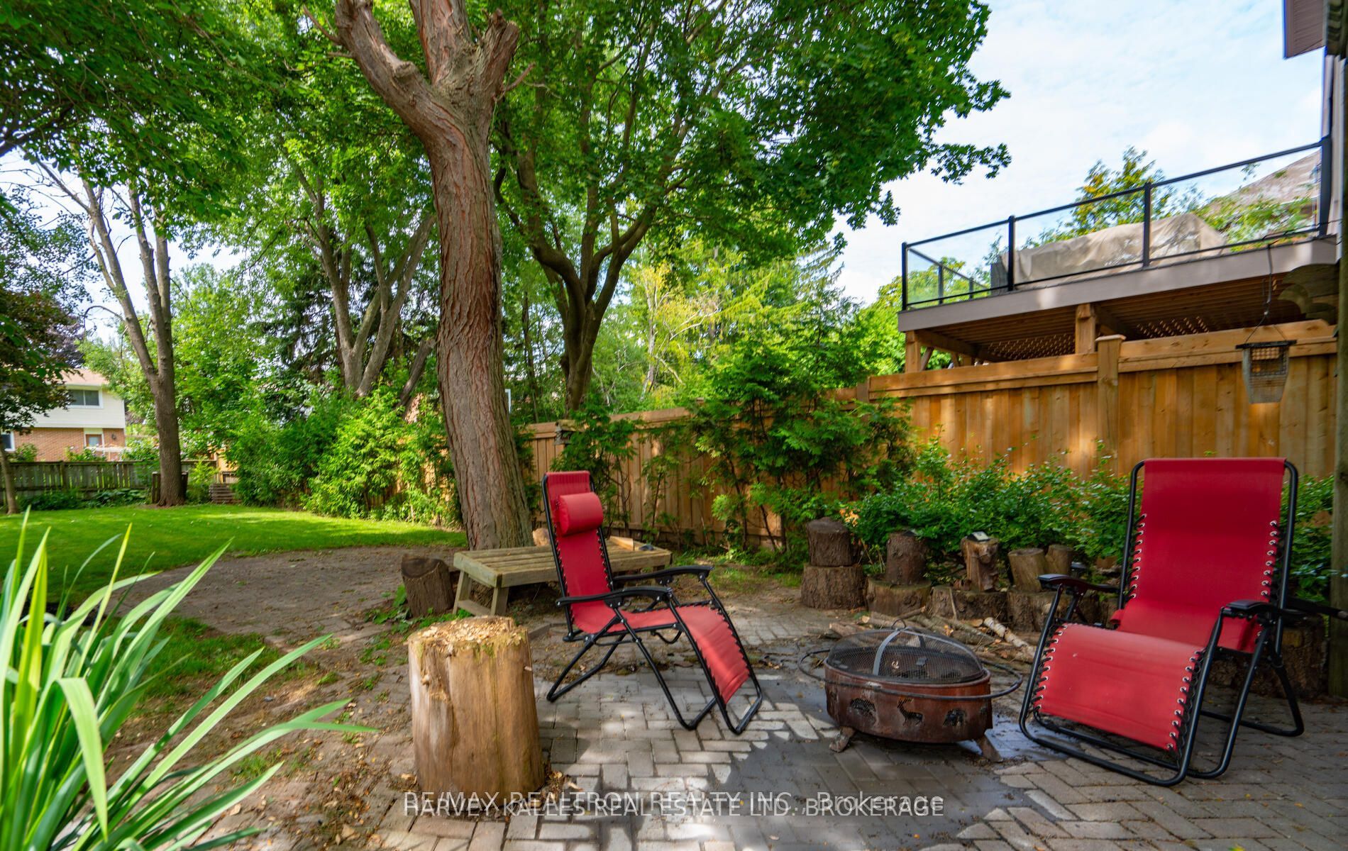 1890 Spruce Hill Rd