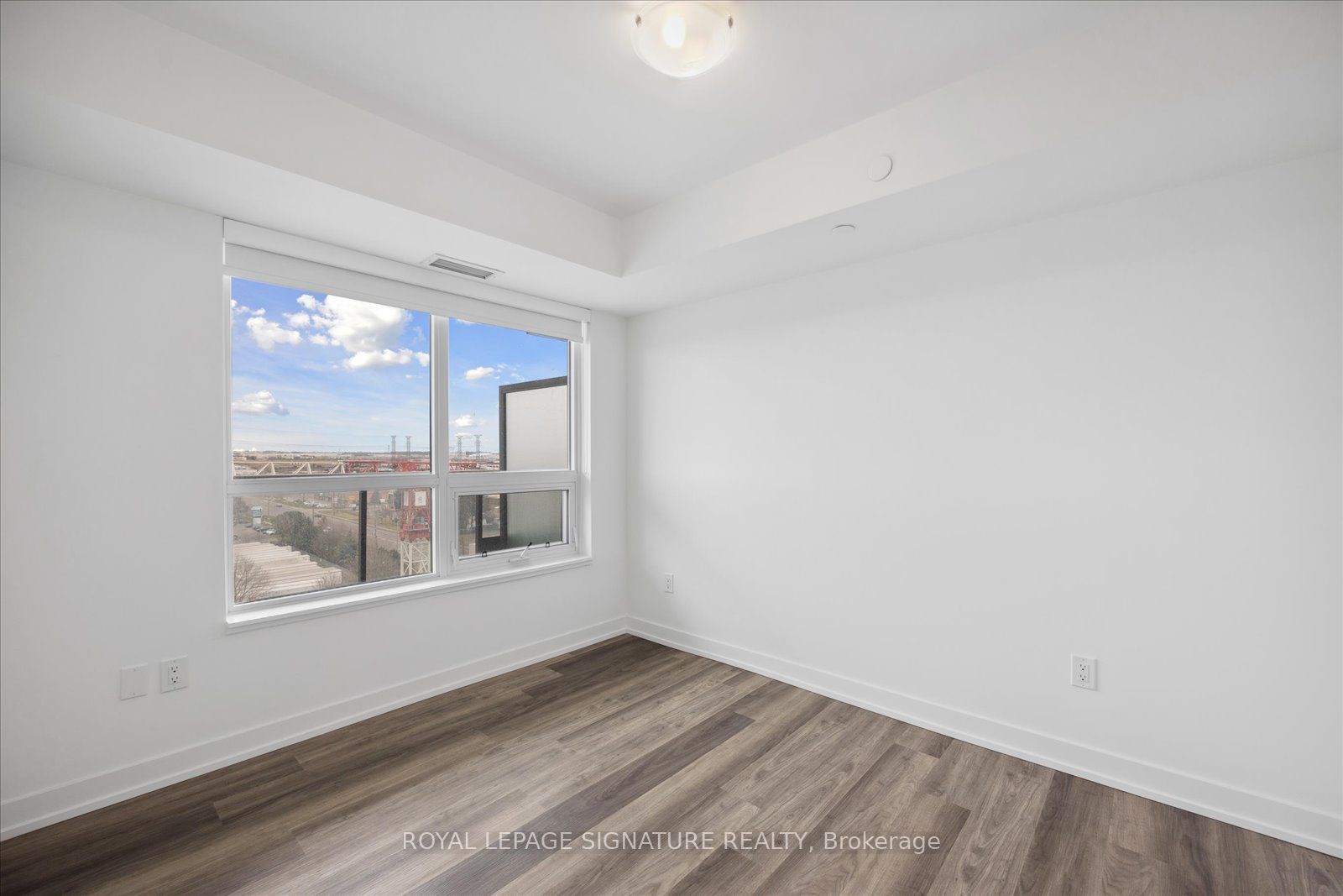 1480 Bayly St, #1107