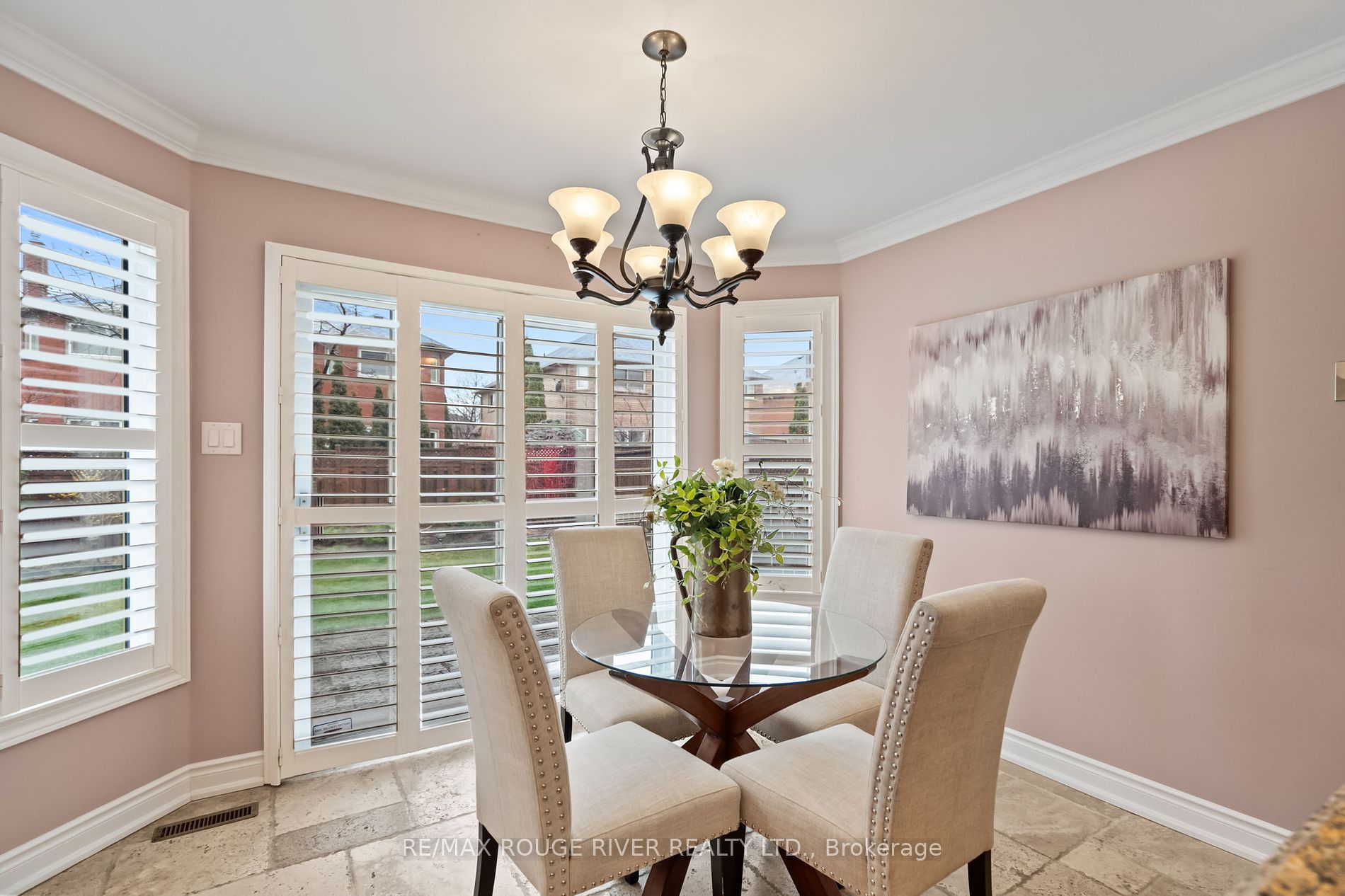 20 Dewbourne Pl