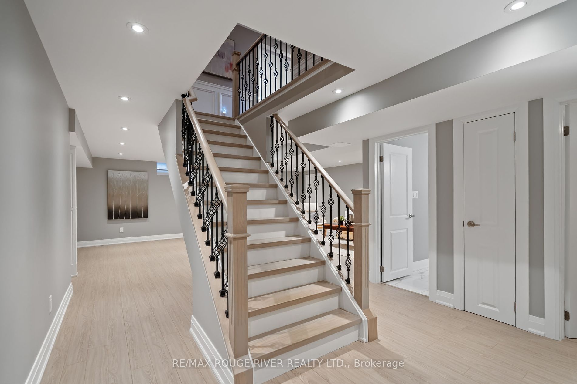 20 Dewbourne Pl