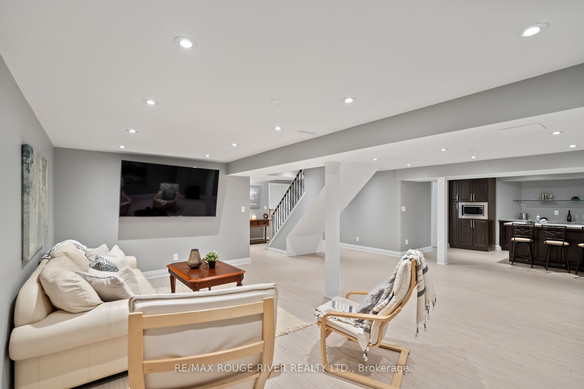 20 Dewbourne Pl
